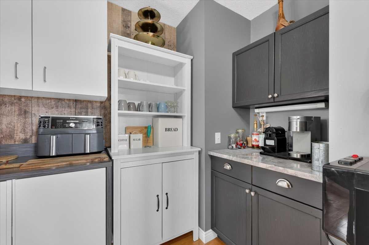 270055 Township Road 234A  