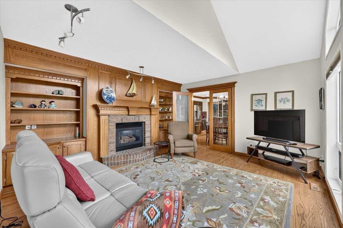 16 Rocky Ridge Landing NW