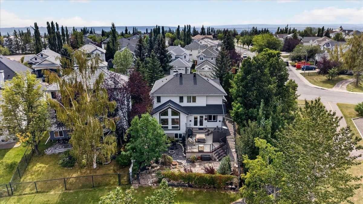 16 Rocky Ridge Landing NW