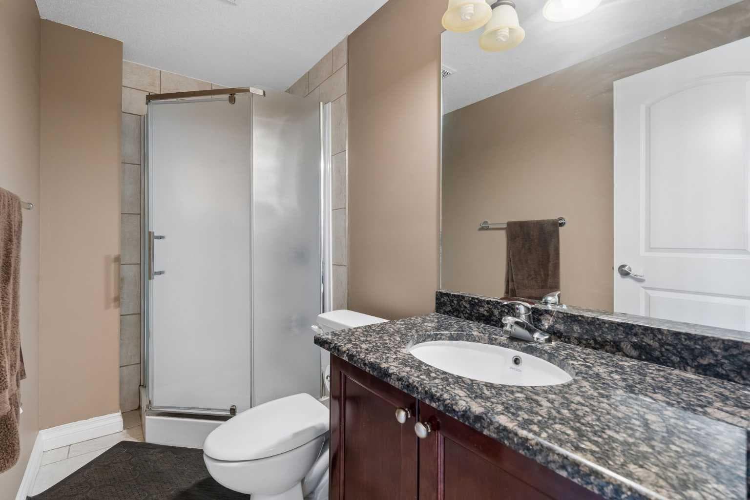 14 Taralake Cape NE