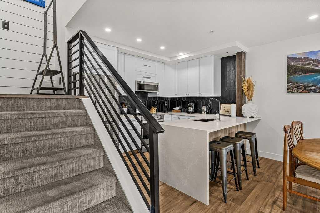 311, 107 Montane Road 