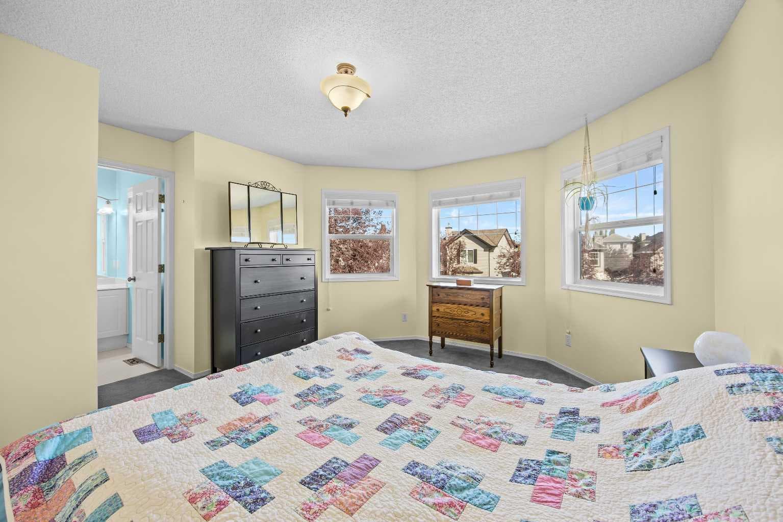 101 Bridlewood Manor SW