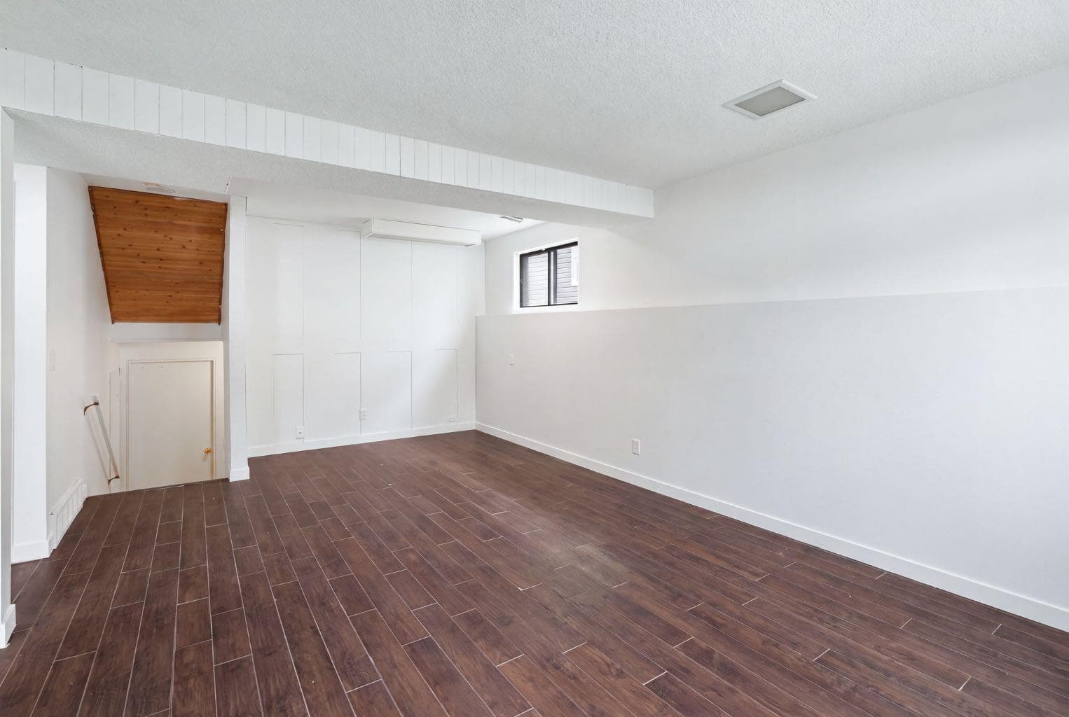 229 Macewan Glen Drive NW