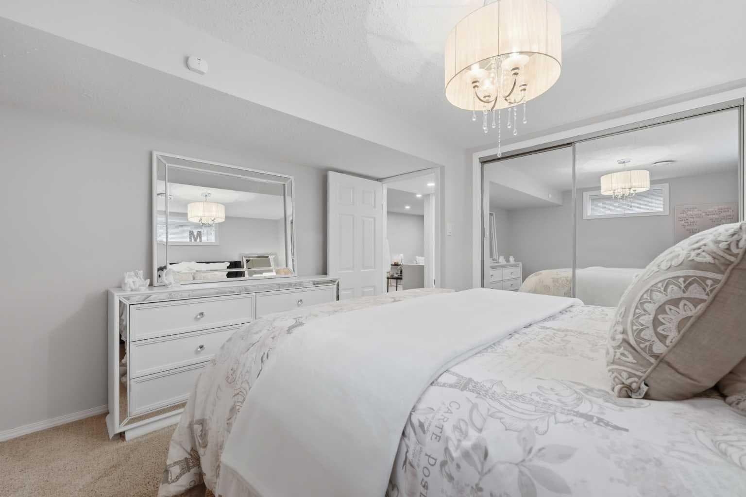 59 Ferncliff Crescent SE