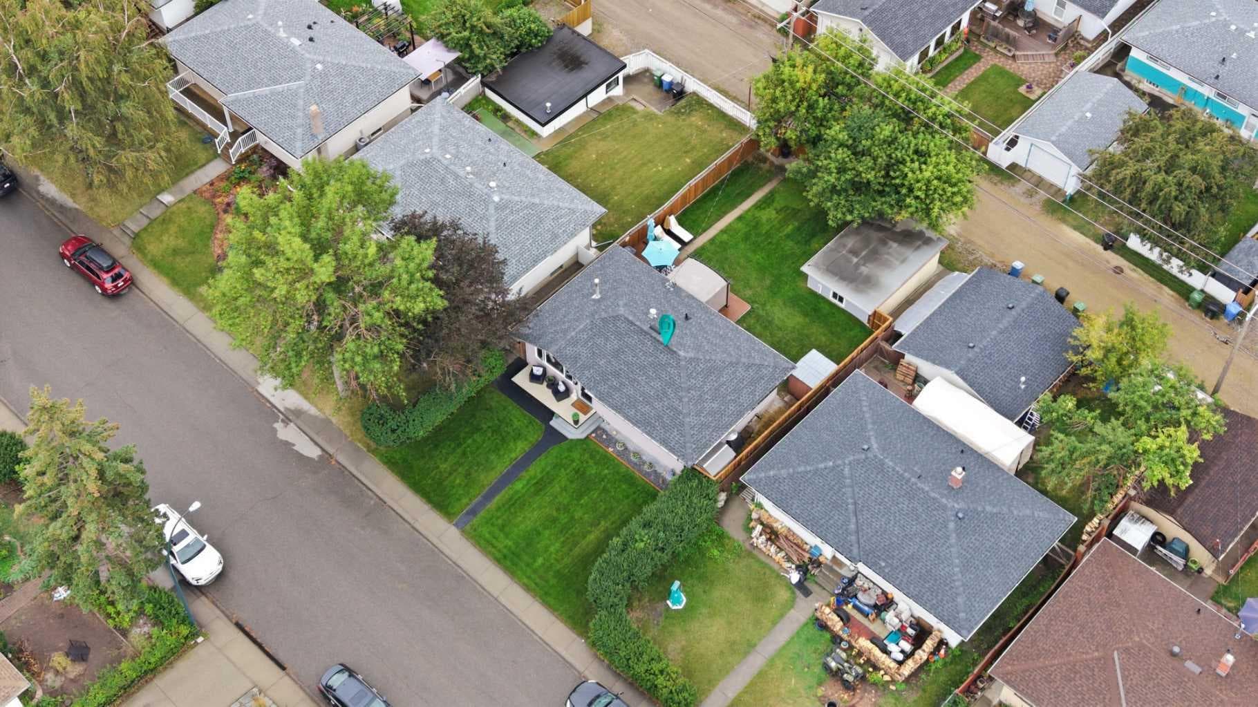 59 Ferncliff Crescent SE