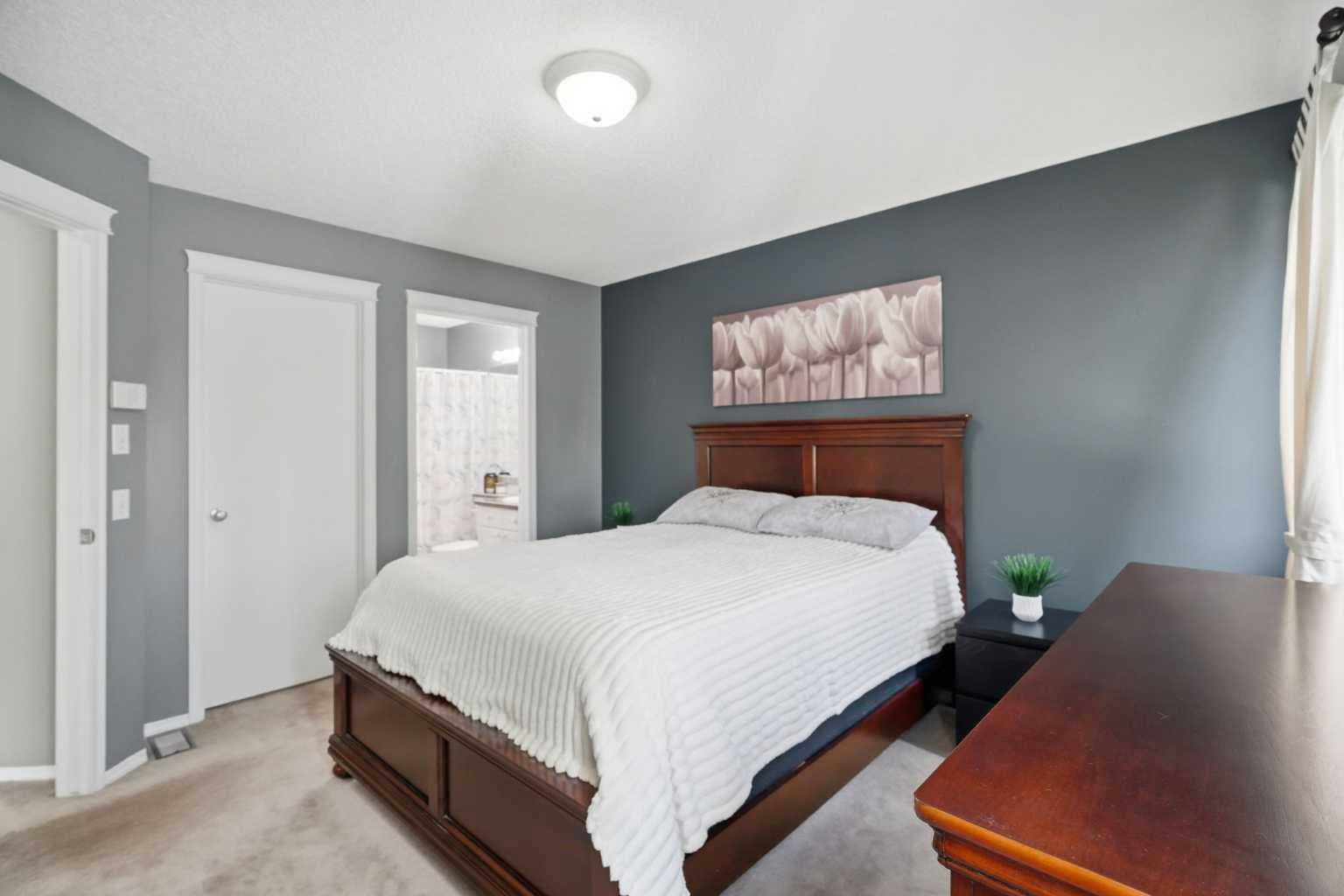 54 Tuscany Valley Heights NW