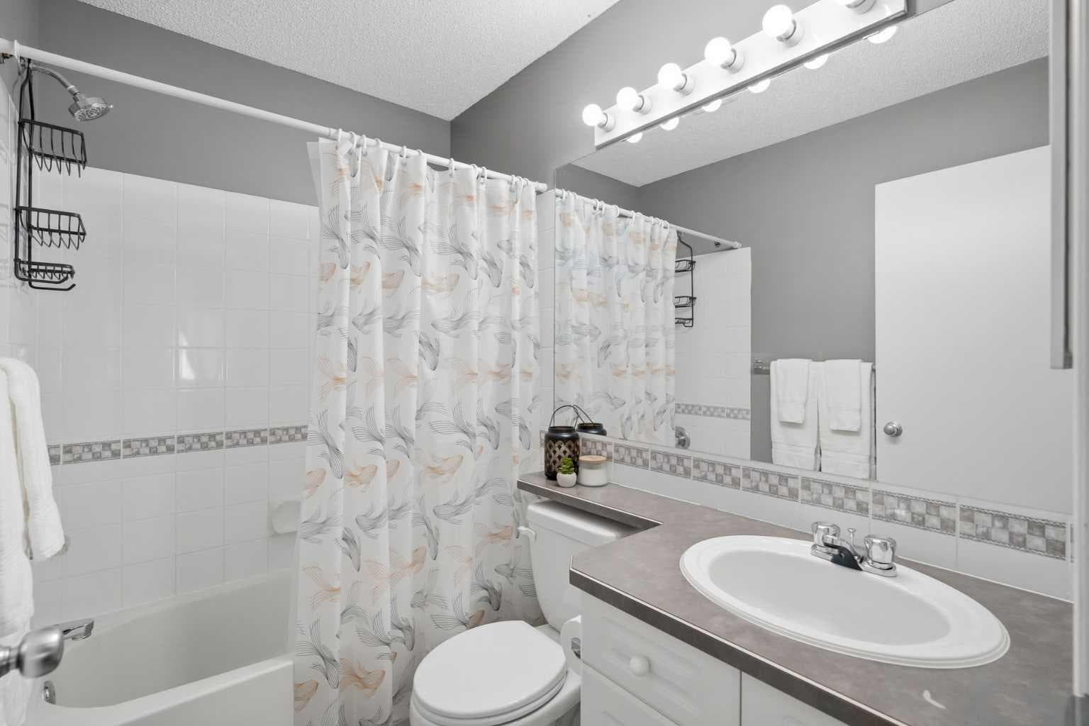 54 Tuscany Valley Heights NW