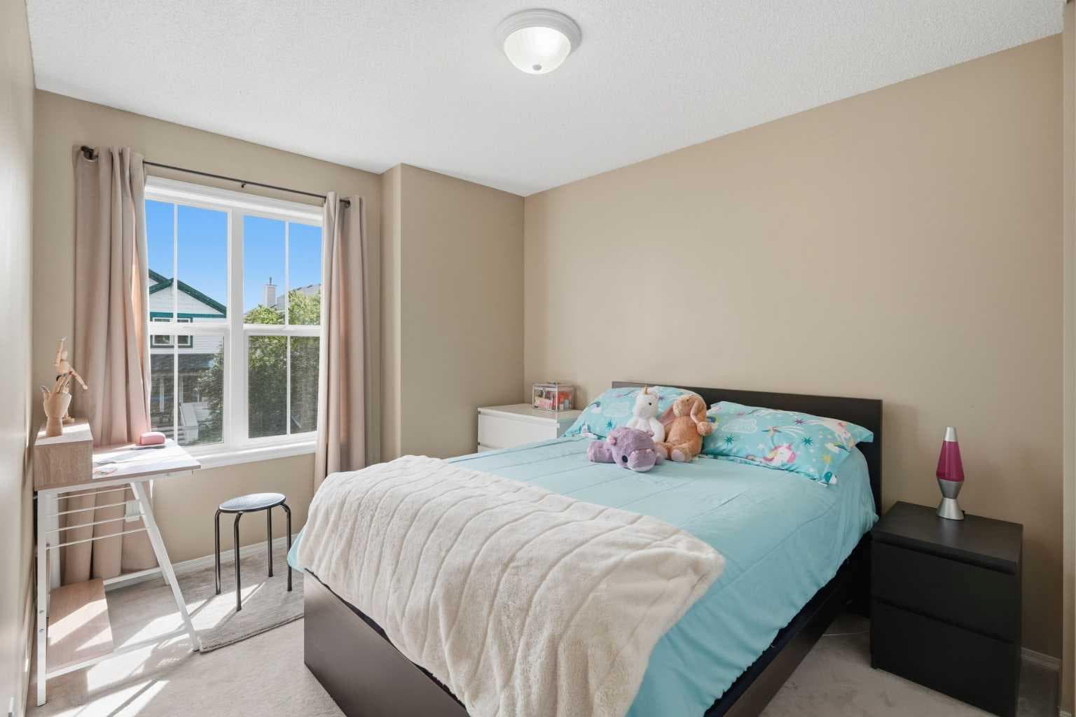 54 Tuscany Valley Heights NW