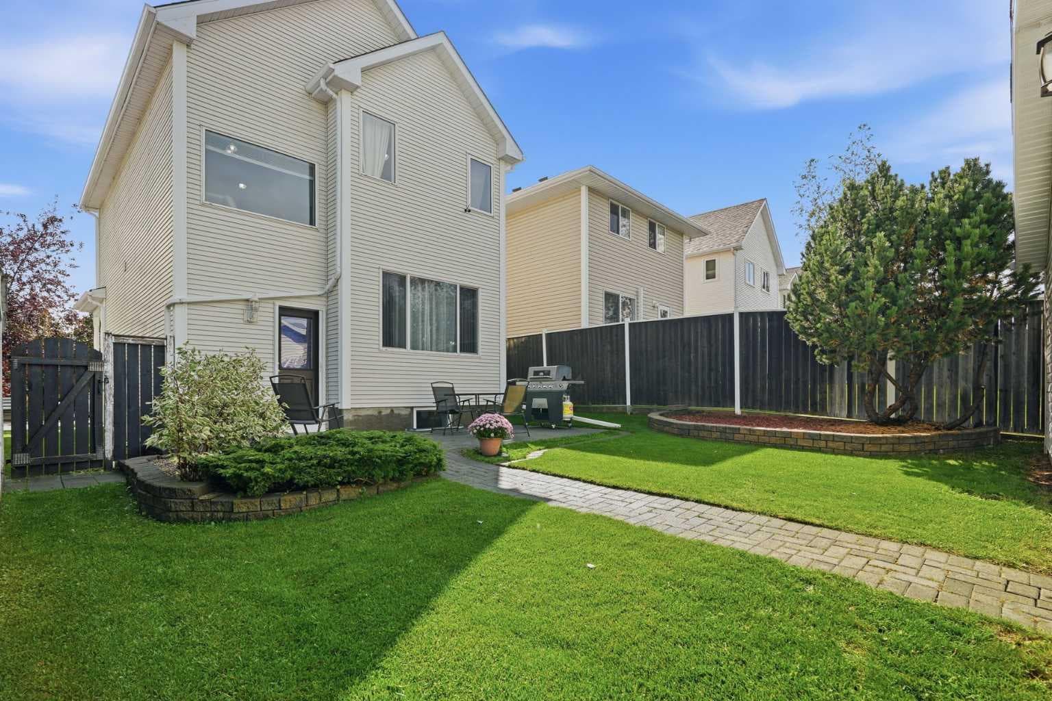 54 Tuscany Valley Heights NW