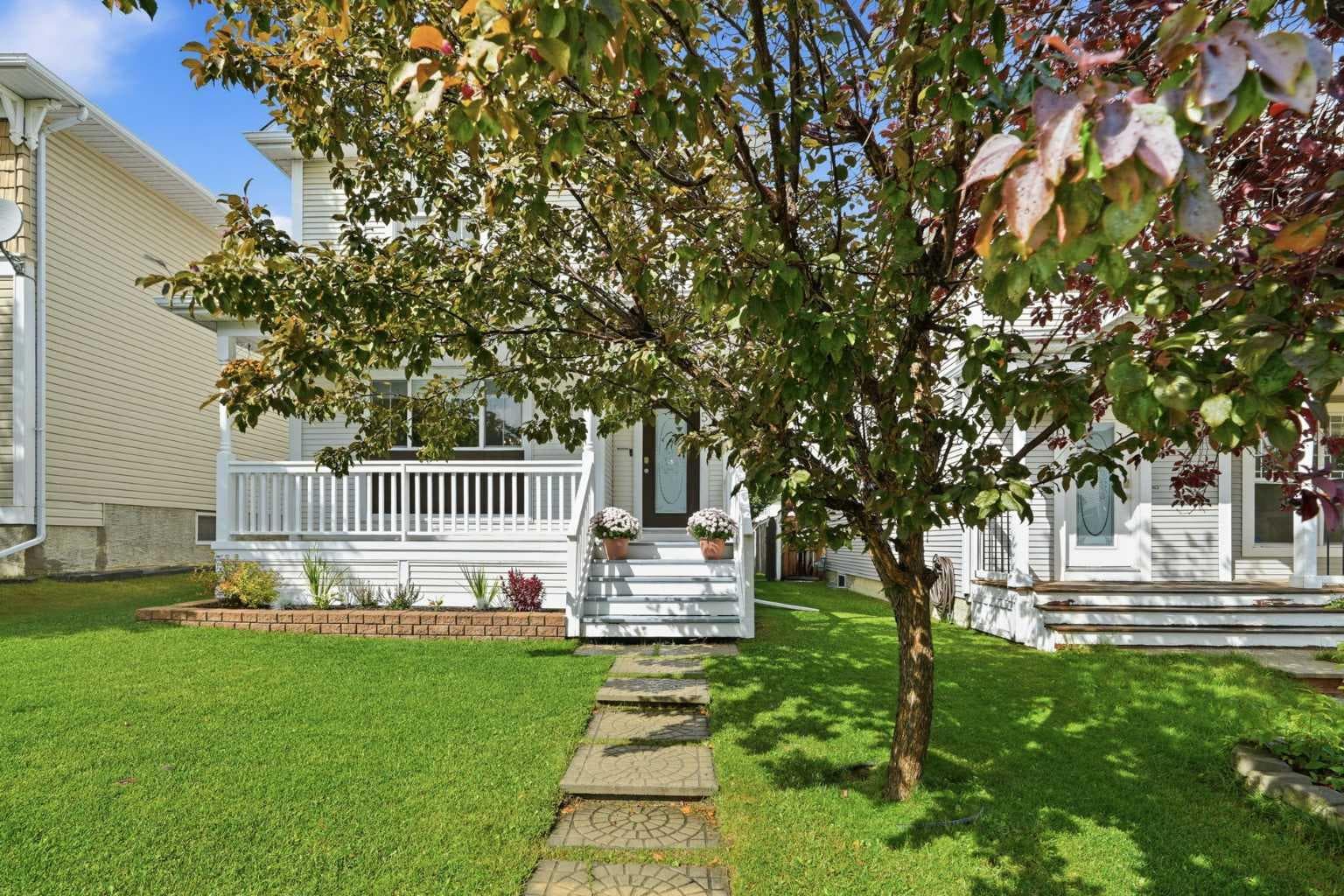 54 Tuscany Valley Heights NW