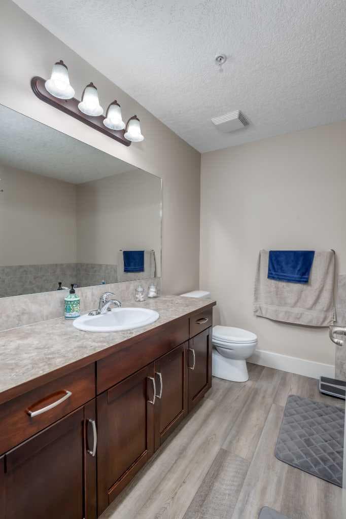 306, 77 George Fox Trail 