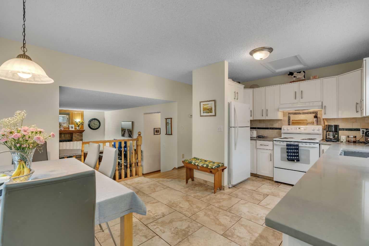 139 Shawnessy Drive SW