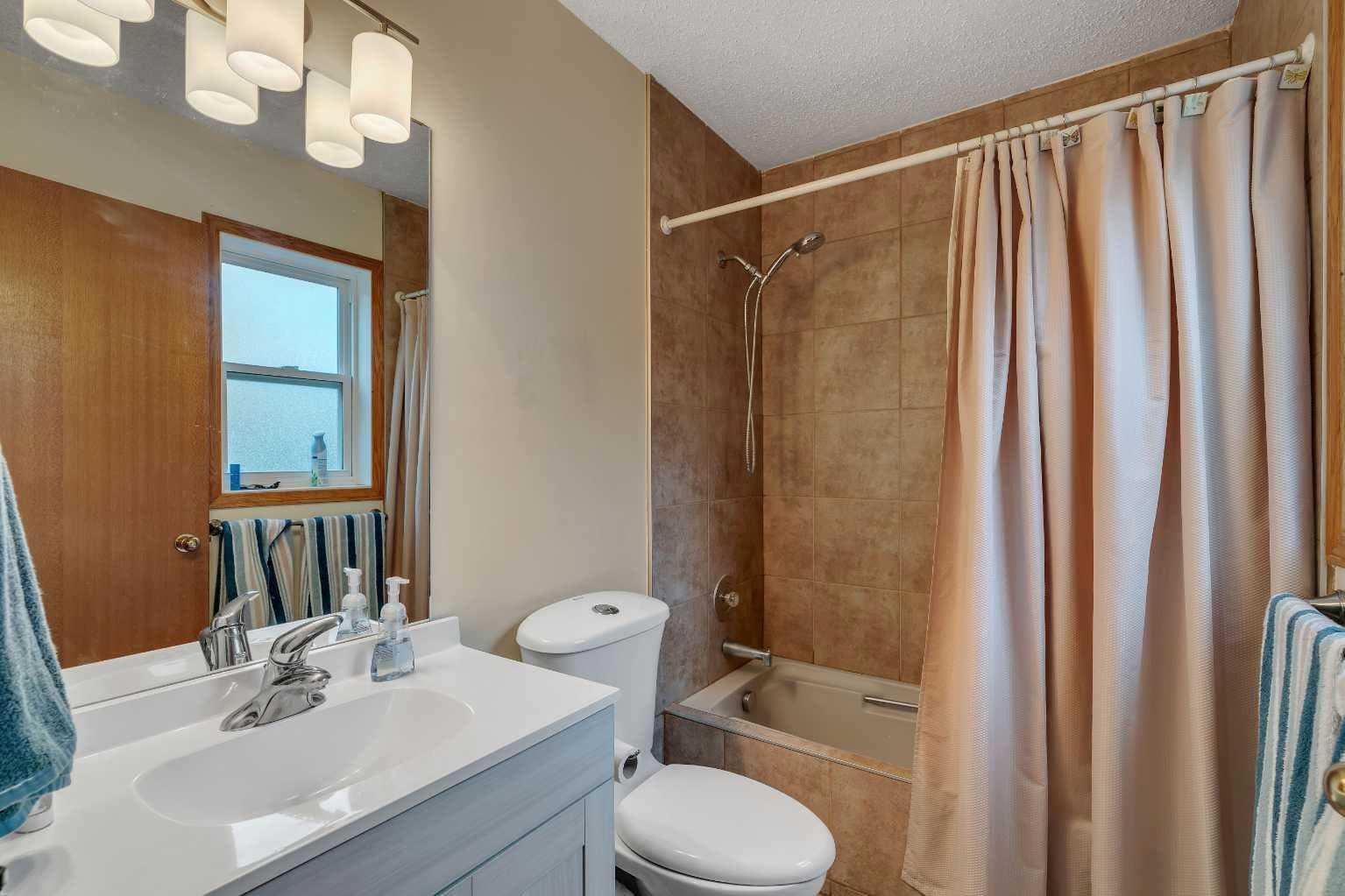 139 Shawnessy Drive SW