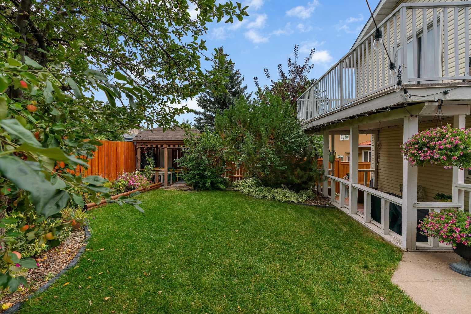 139 Shawnessy Drive SW