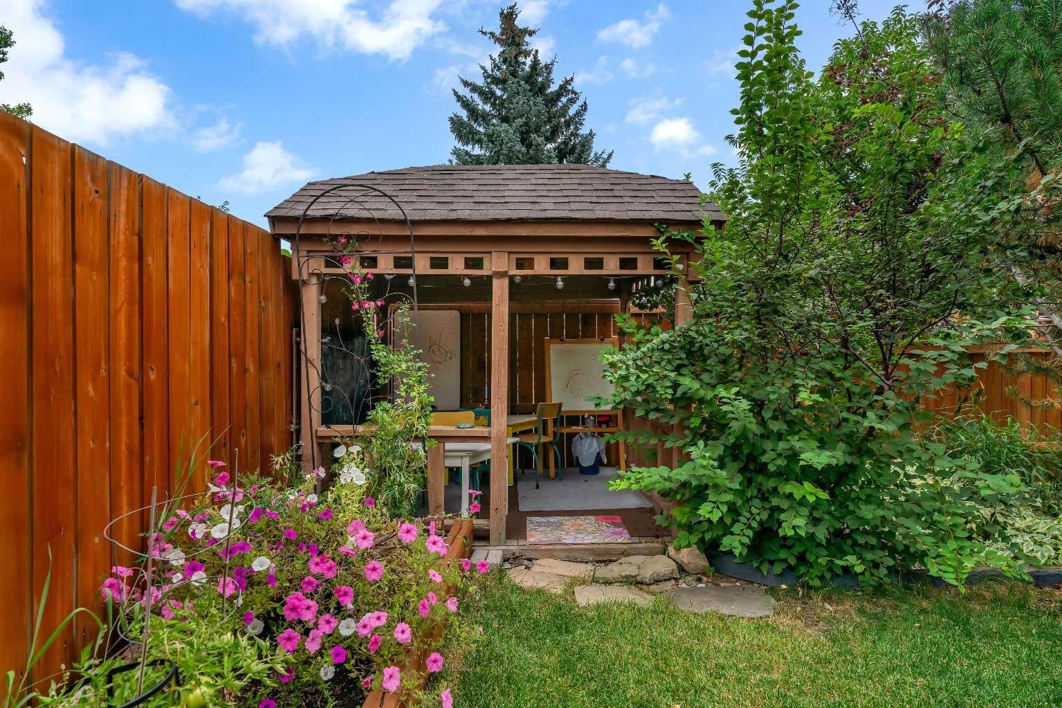 139 Shawnessy Drive SW