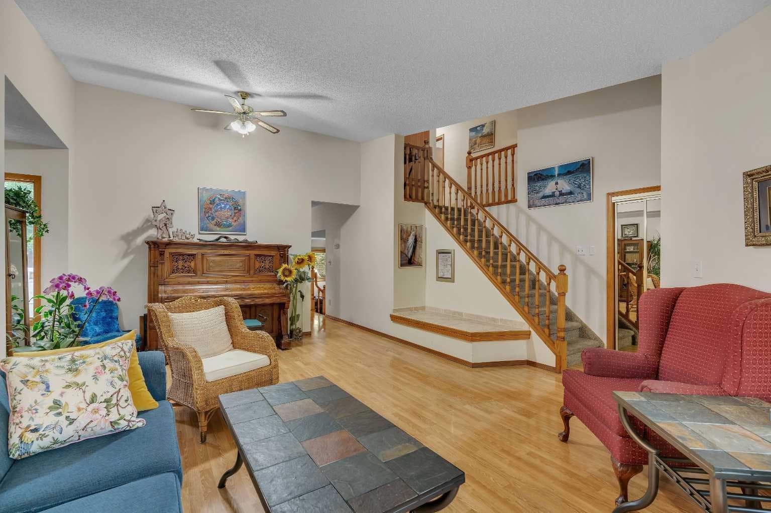 139 Shawnessy Drive SW