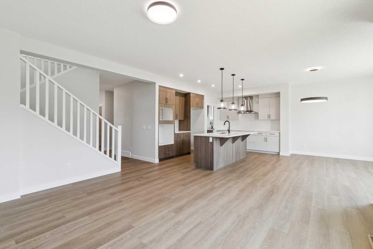 245 Dawson Wharf Crescent 