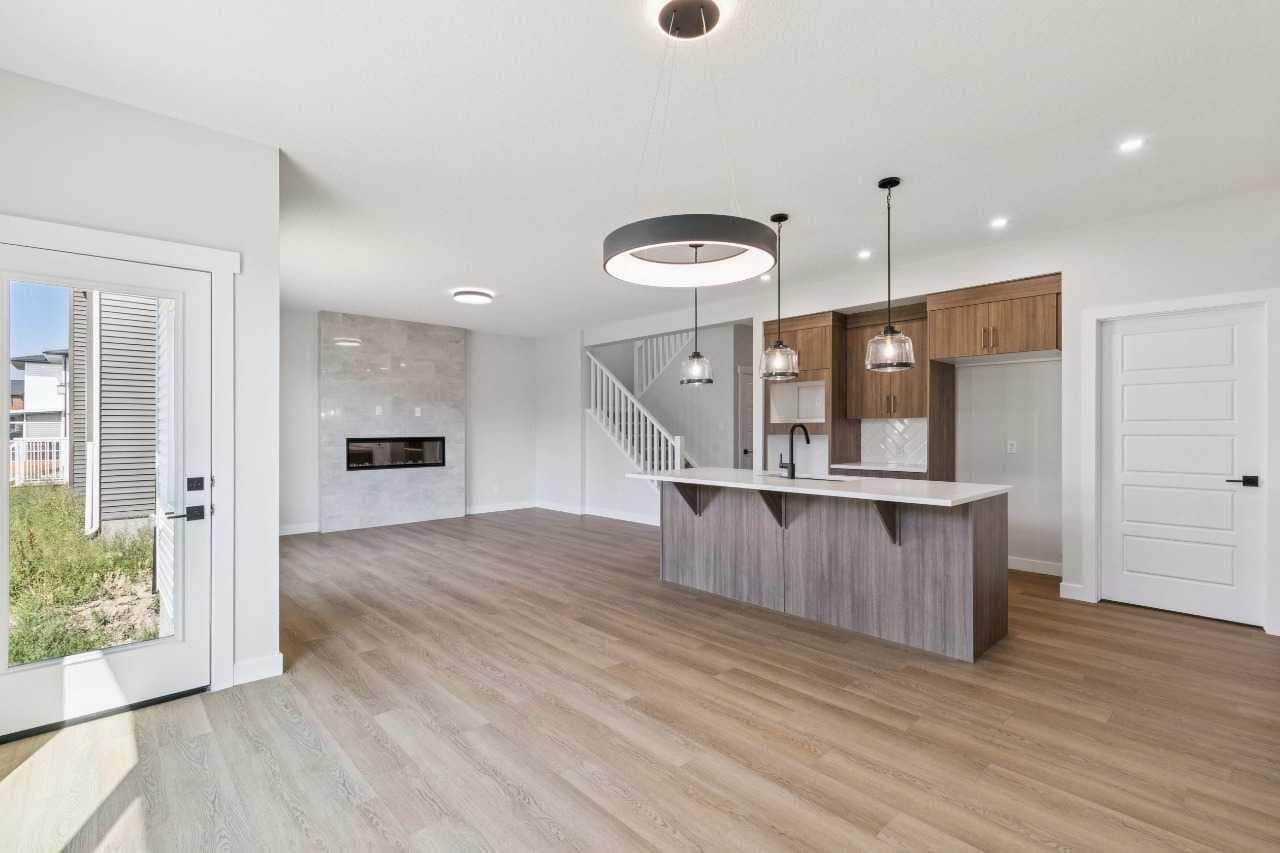 245 Dawson Wharf Crescent 
