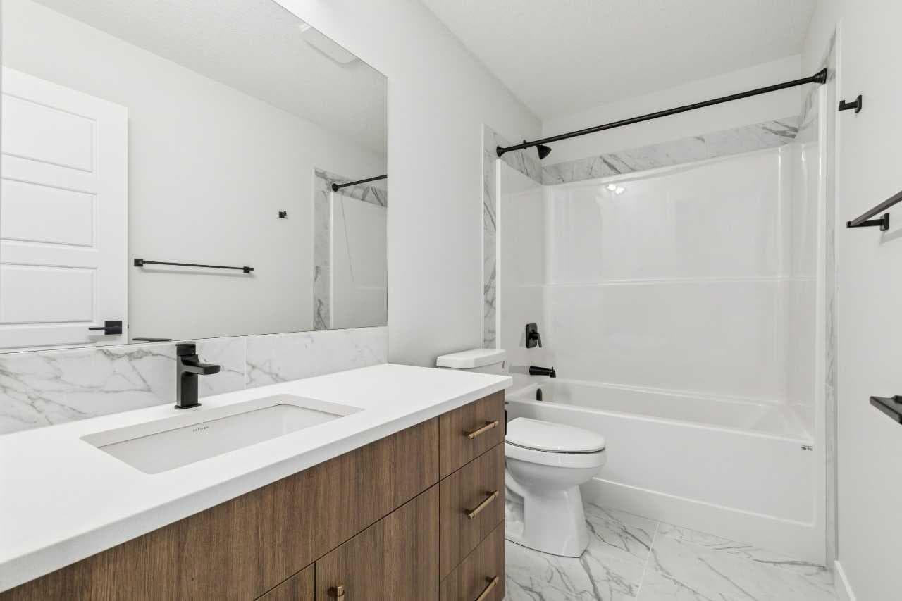 245 Dawson Wharf Crescent 