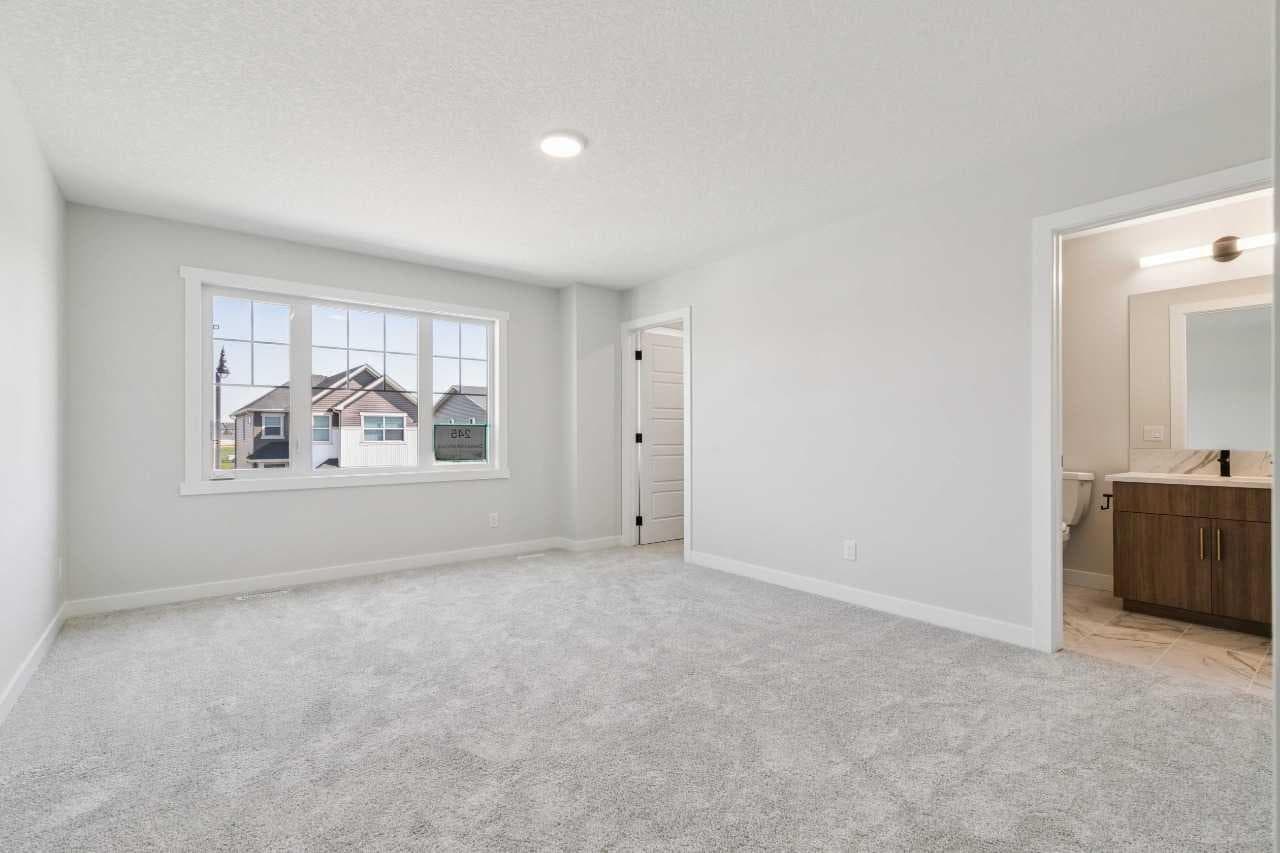 245 Dawson Wharf Crescent 