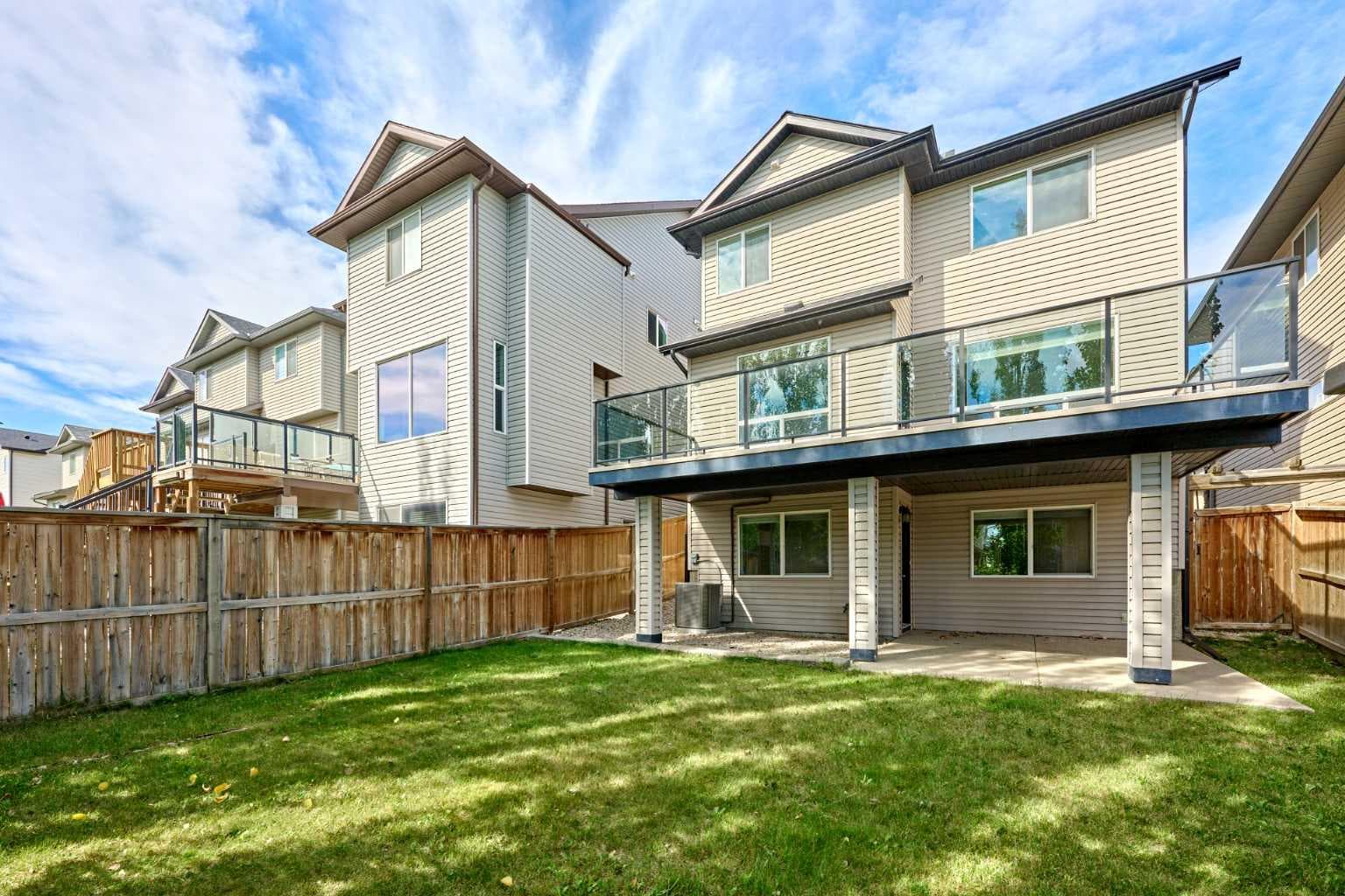 507 Panatella Square NW