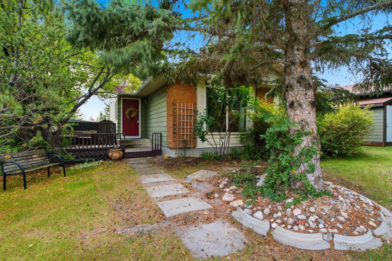 7 Glenport Road E