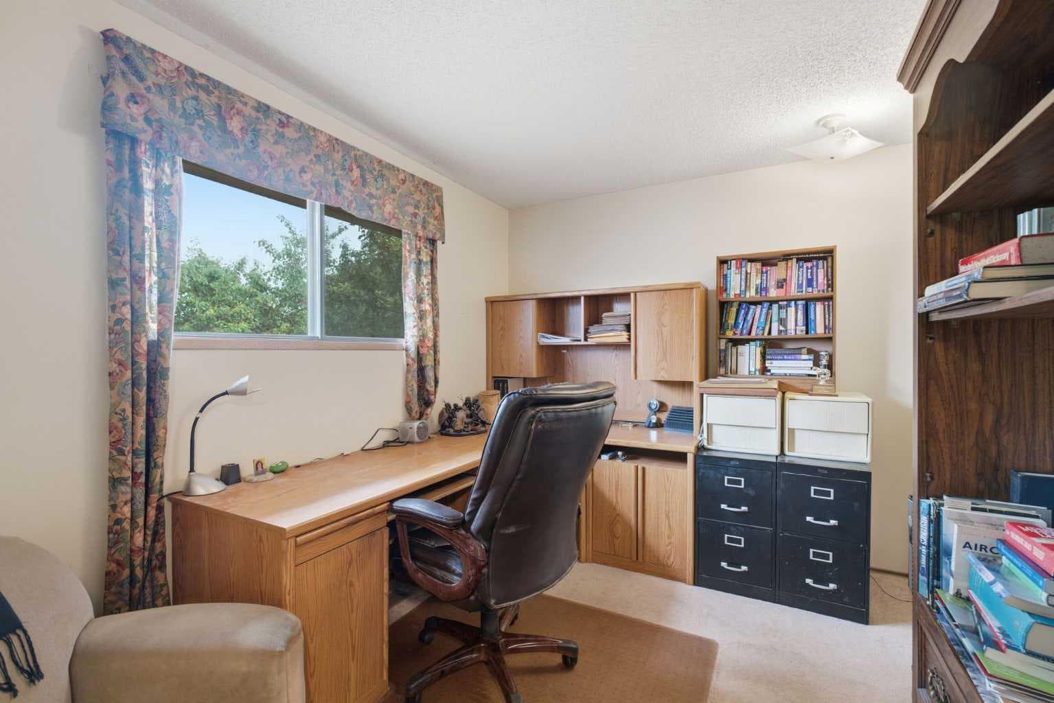 7 Glenport Road E