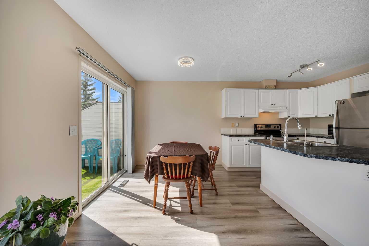 120 Rocky Vista Circle NW