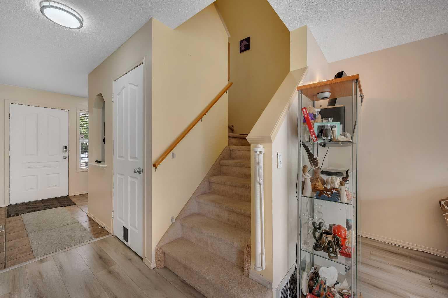 120 Rocky Vista Circle NW