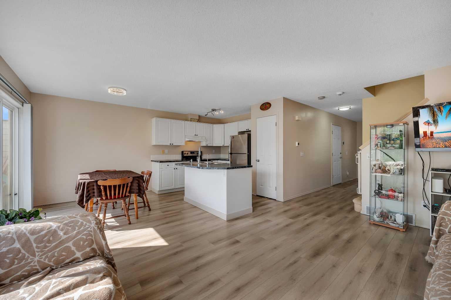 120 Rocky Vista Circle NW
