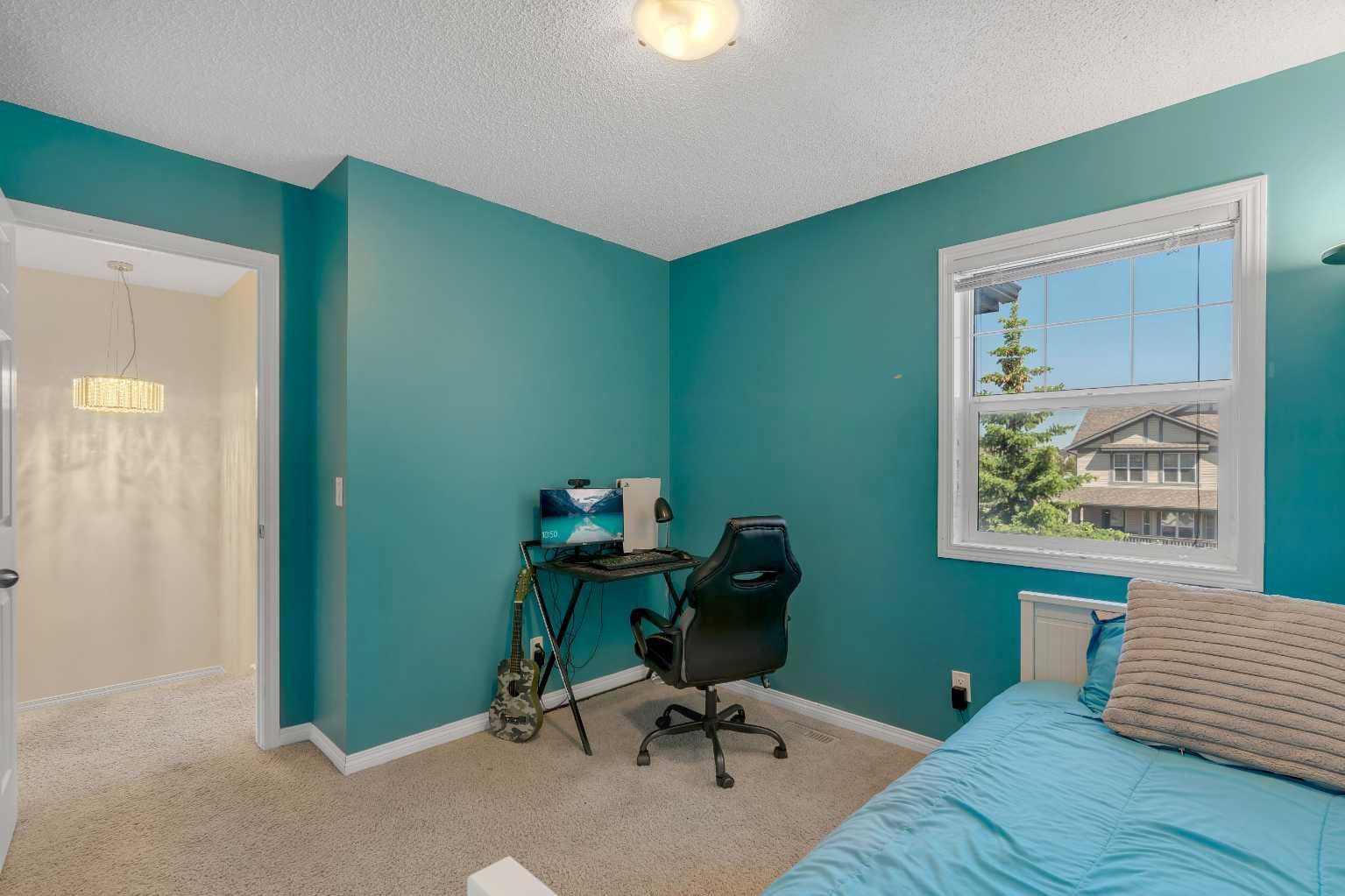 149 Luxstone Way SW