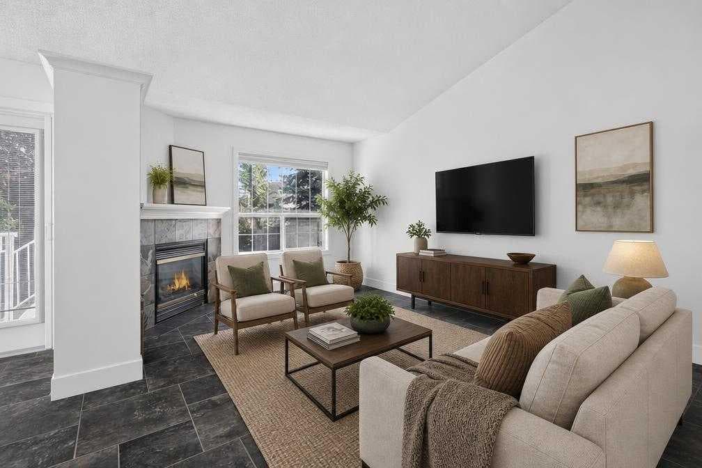 113 Mt Douglas Villas SE