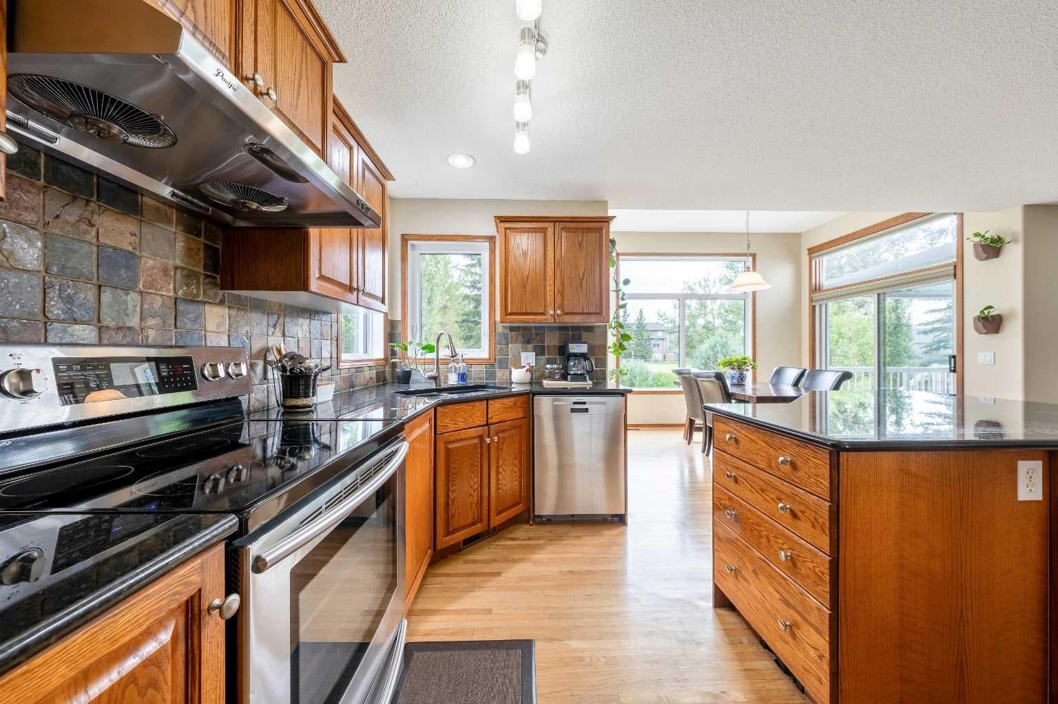 2357 Fairways Circle NW