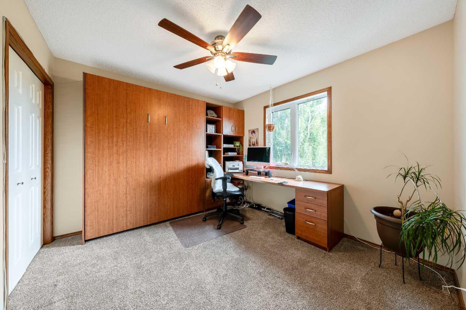 2357 Fairways Circle NW