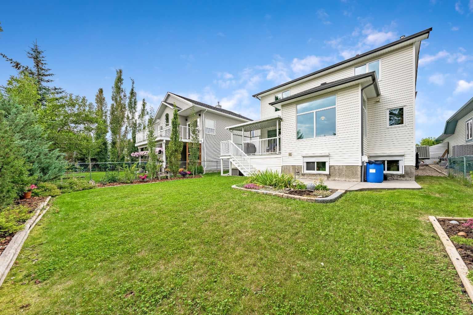 2357 Fairways Circle NW