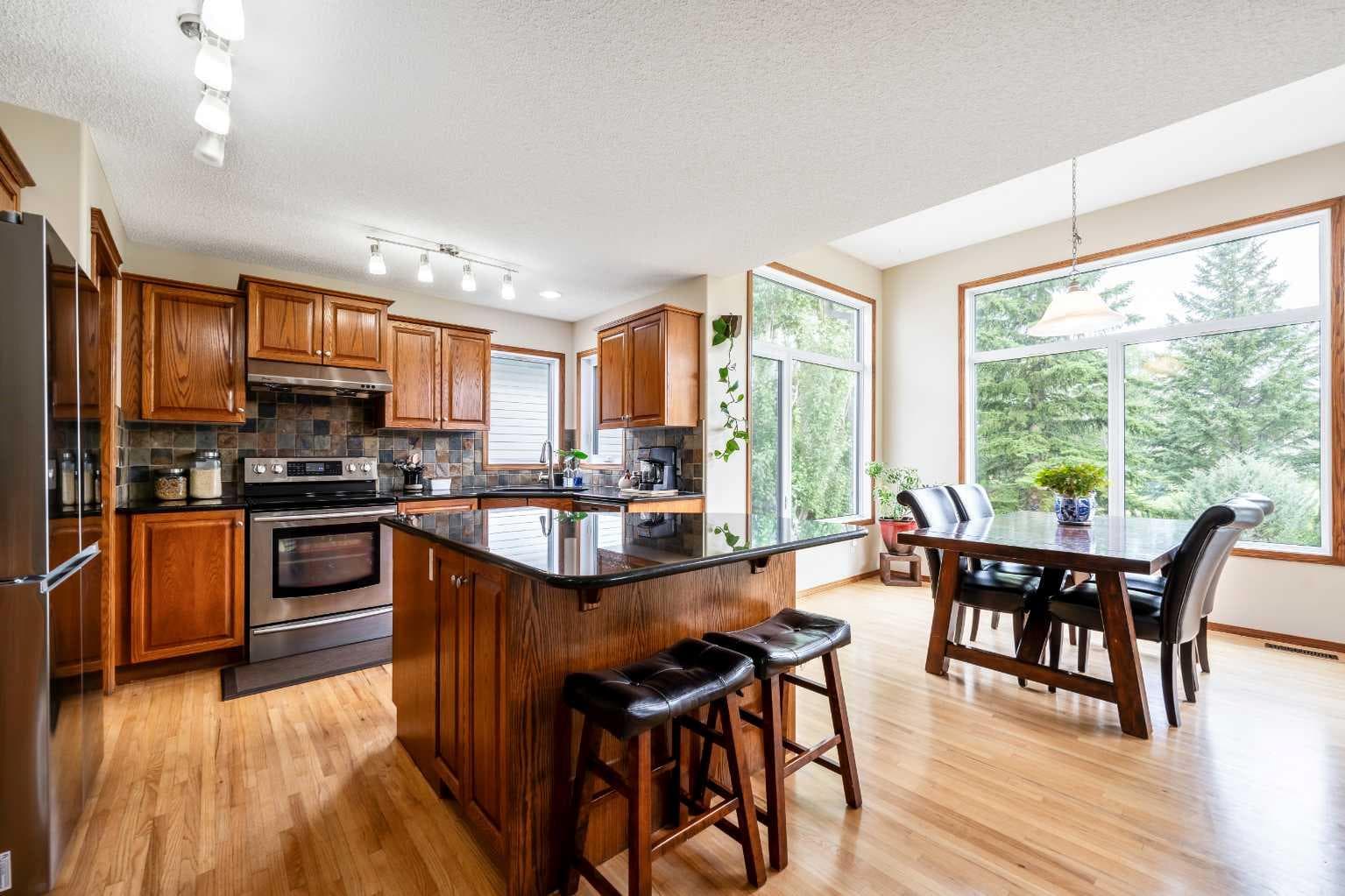 2357 Fairways Circle NW
