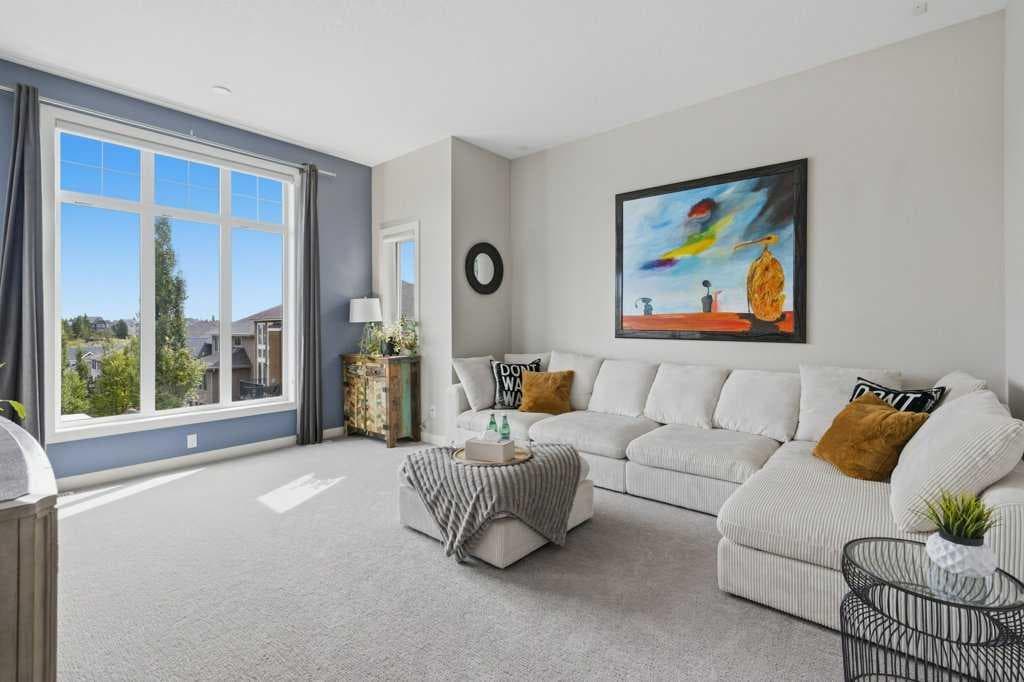138 Ascot Crescent SW