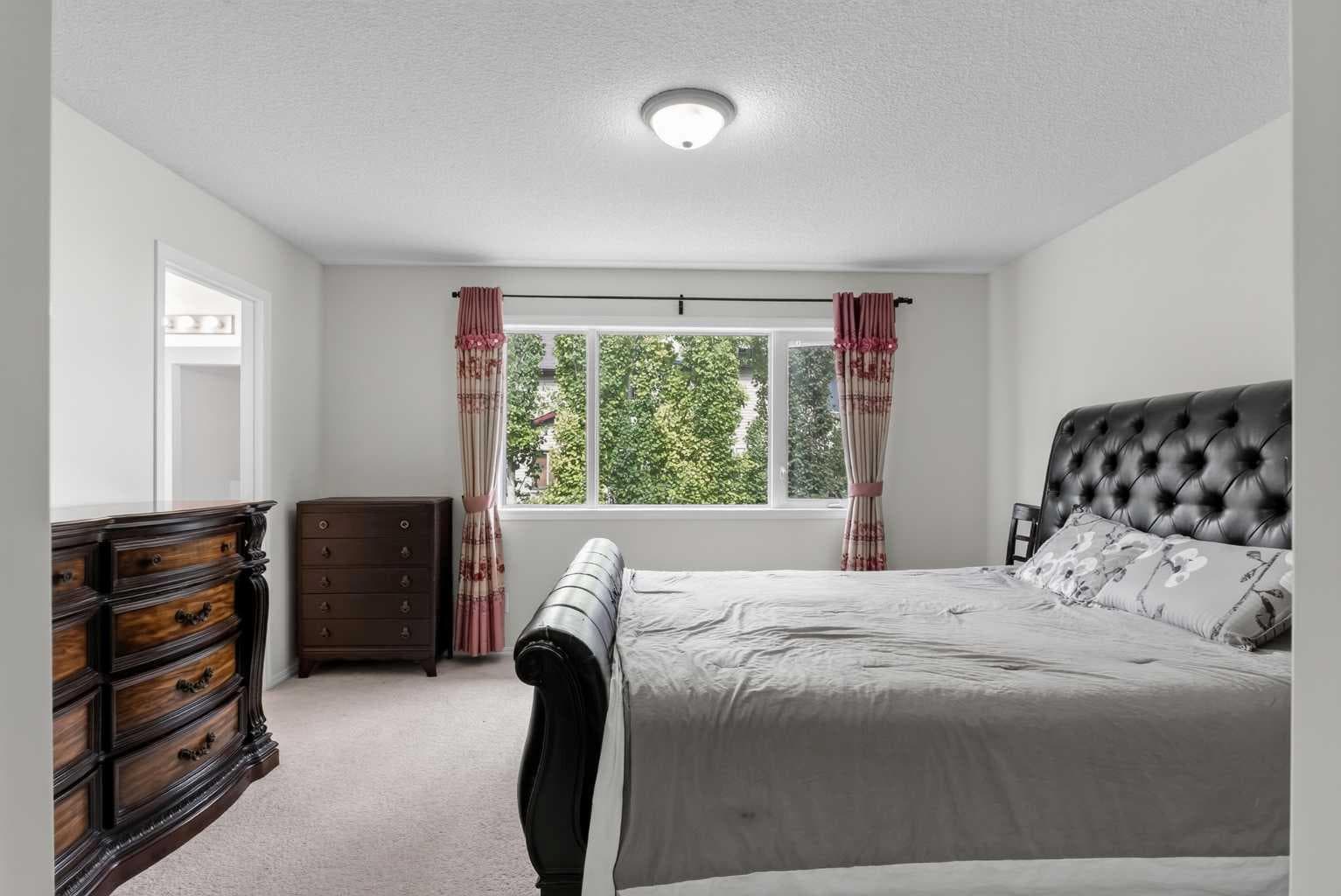 22 Evansbrooke Way NW