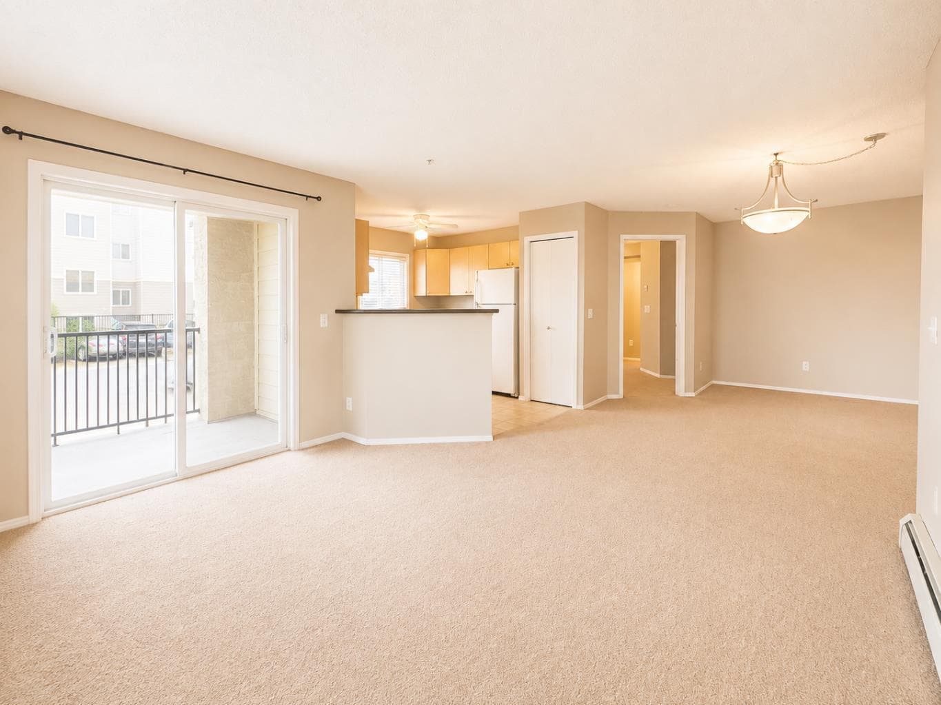6101, 304 Mackenzie Way SW