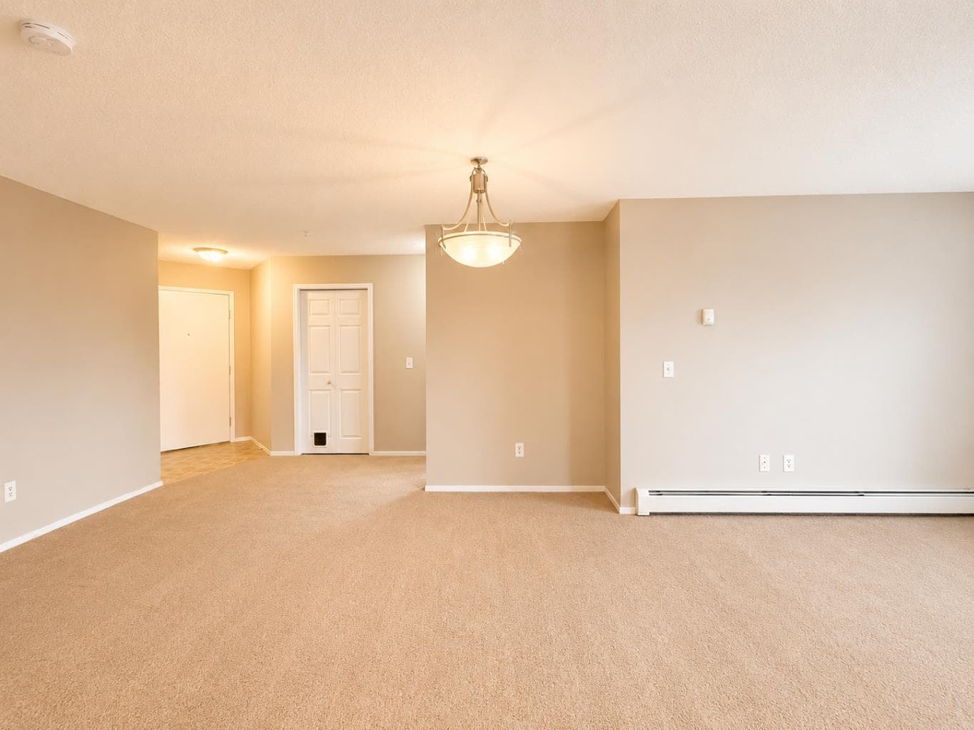 6101, 304 Mackenzie Way SW