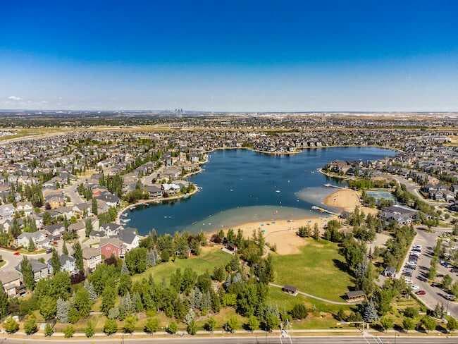 306, 150 Auburn Meadows Manor SE