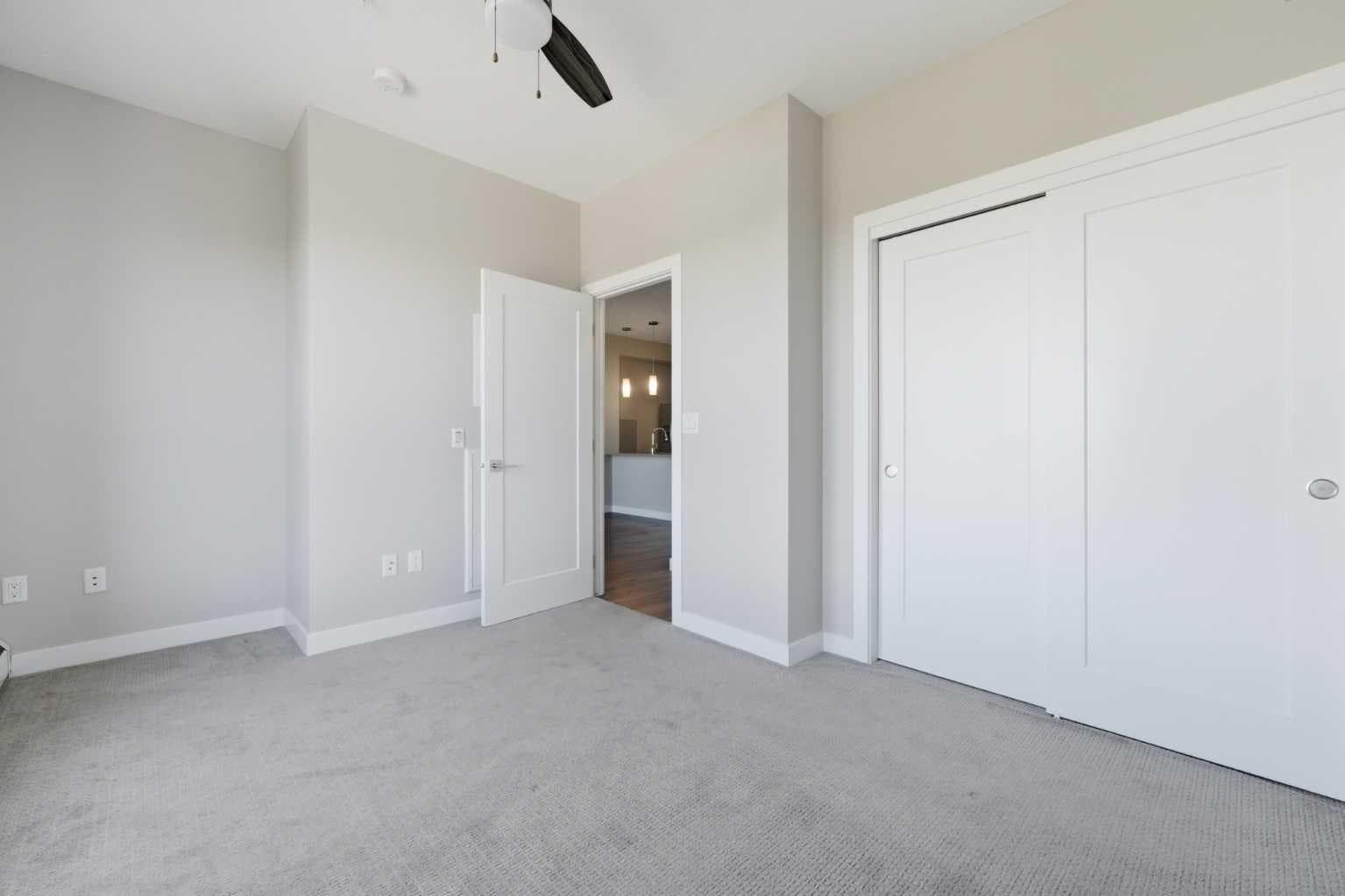 306, 150 Auburn Meadows Manor SE