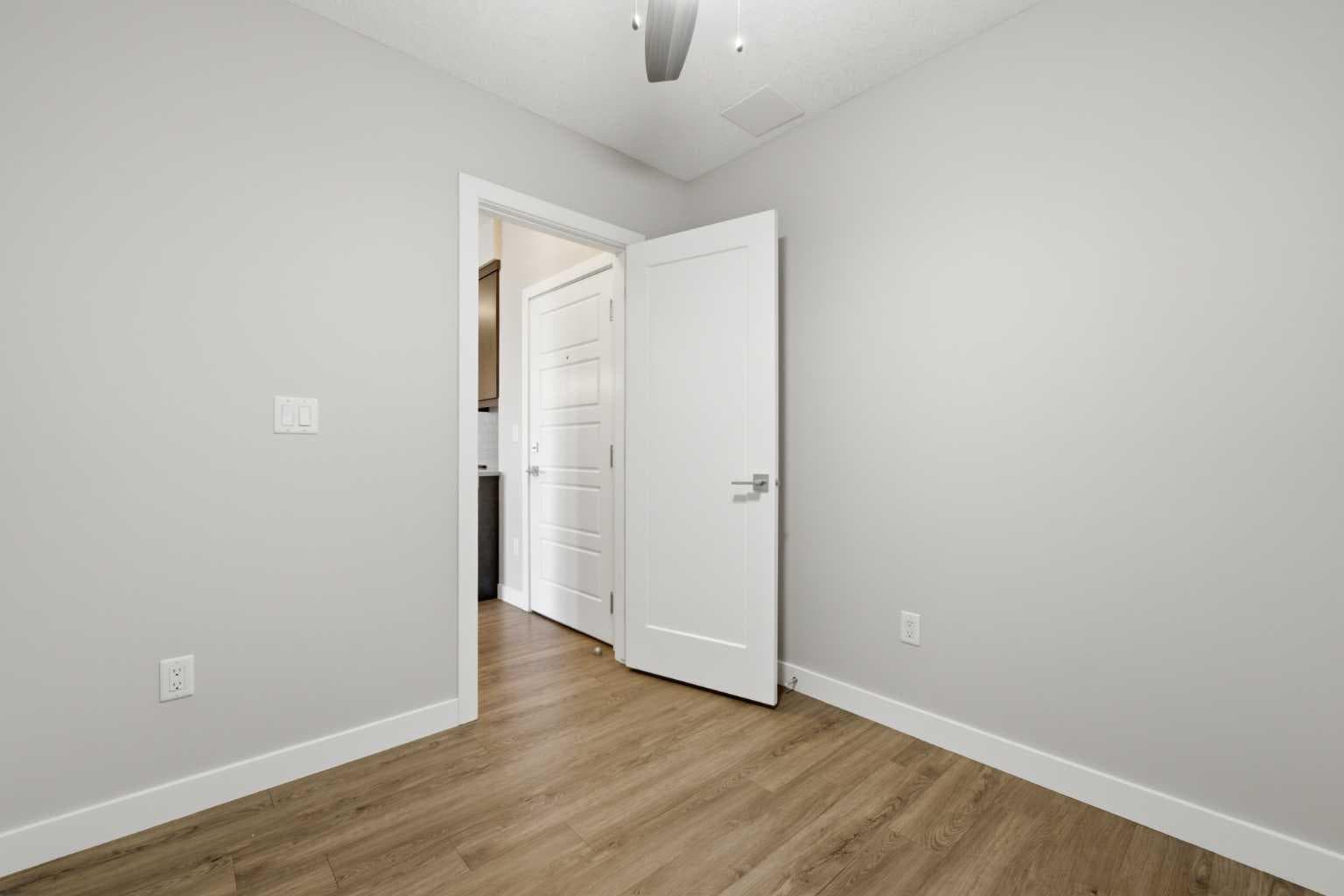 306, 150 Auburn Meadows Manor SE