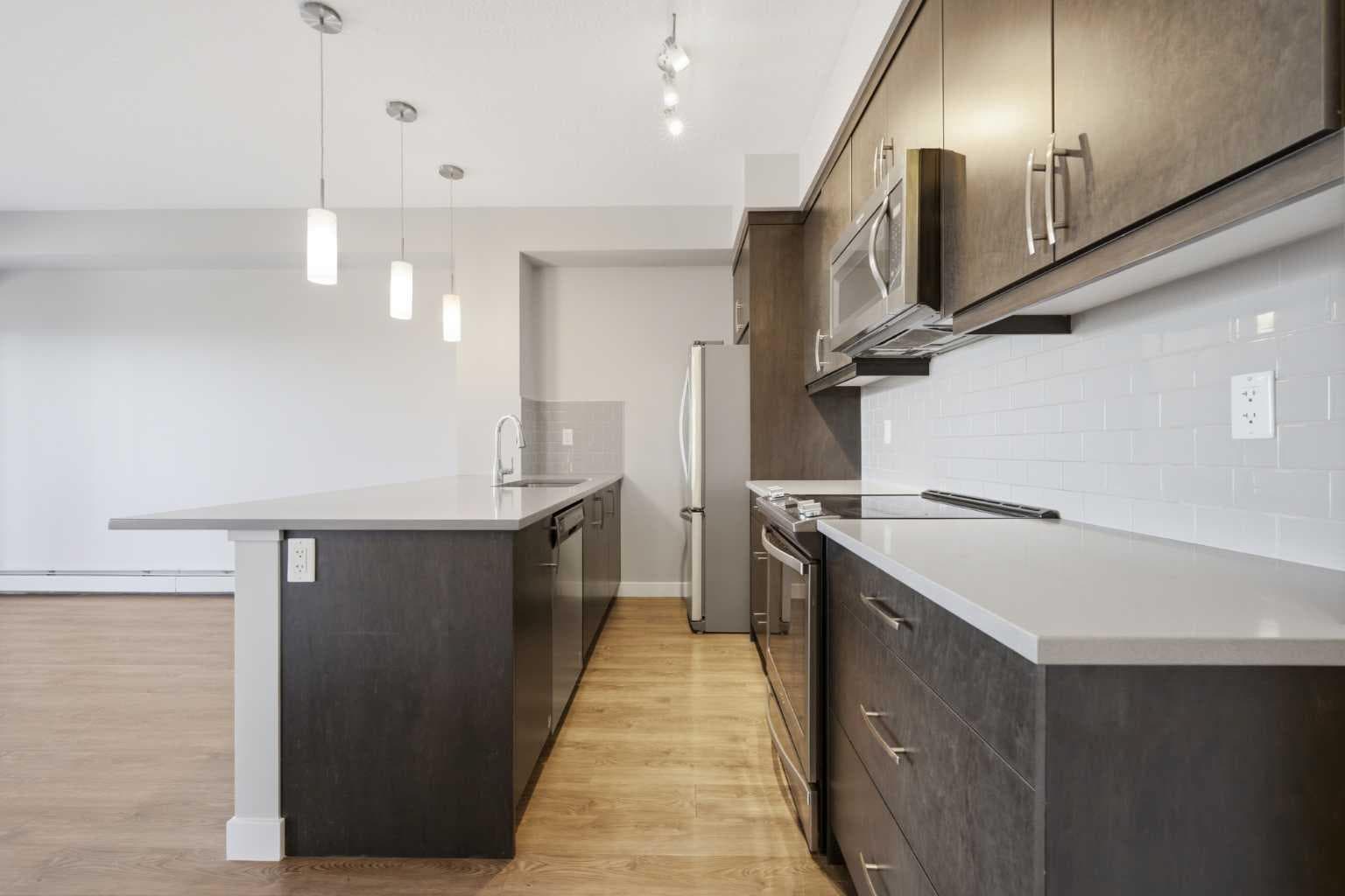 306, 150 Auburn Meadows Manor SE