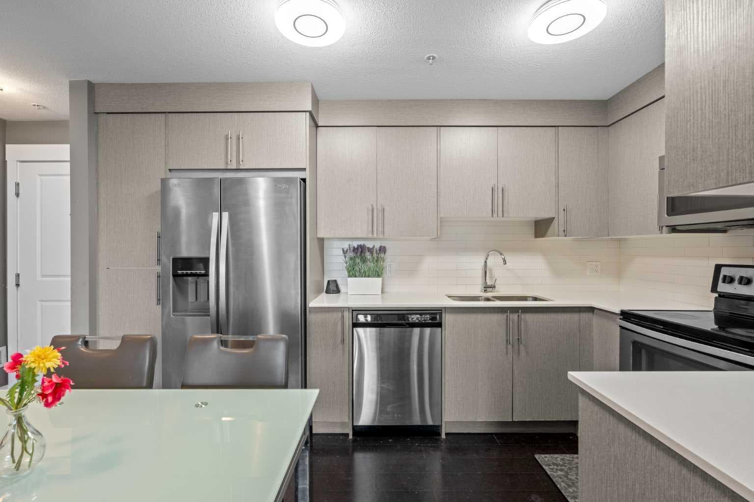 6204, 302 Skyview Ranch Drive NE