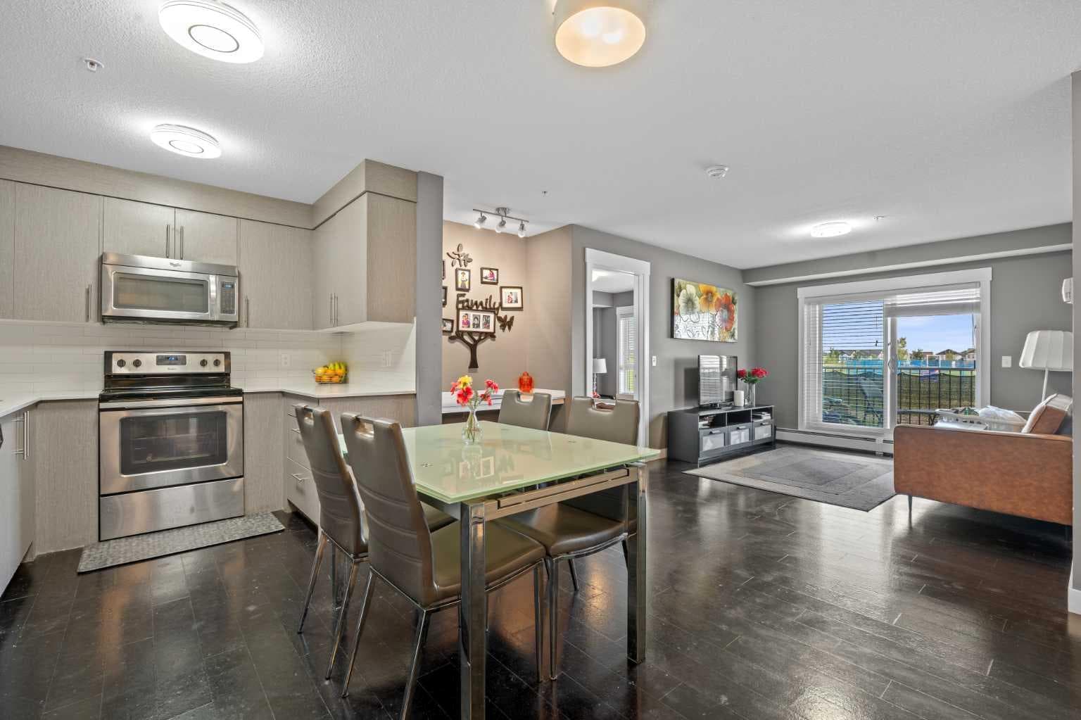 6204, 302 Skyview Ranch Drive NE