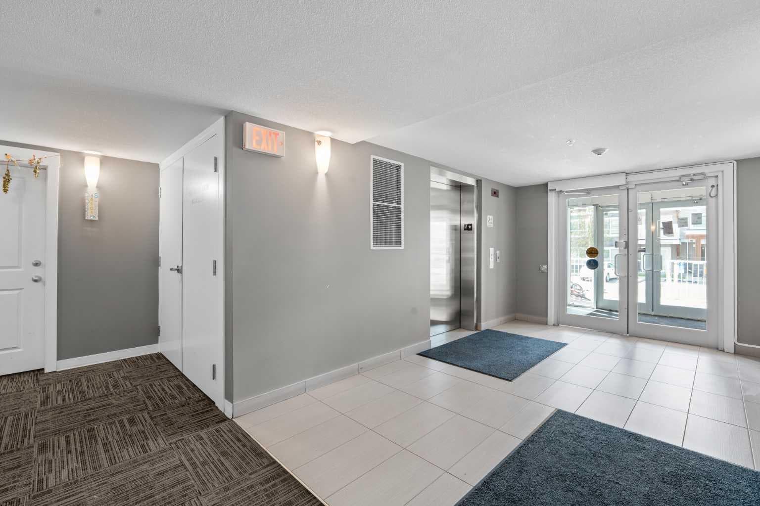 6204, 302 Skyview Ranch Drive NE