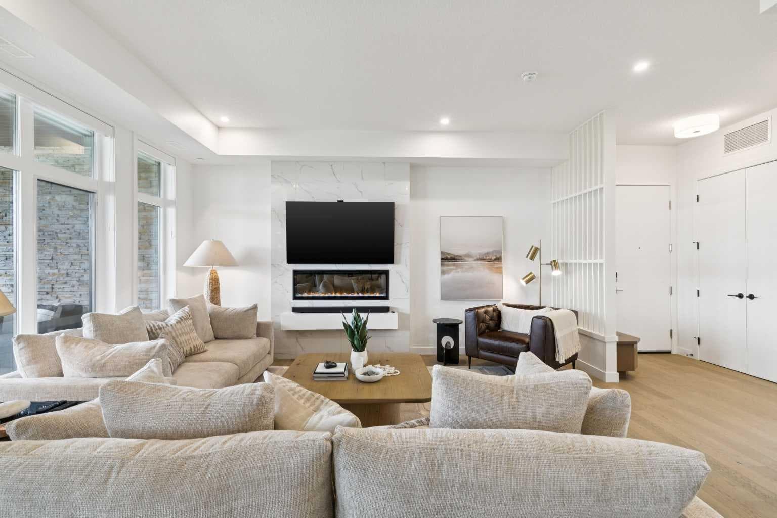 301, 120 Marina Cove SE
