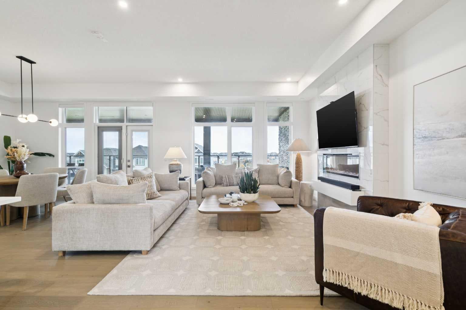 301, 120 Marina Cove SE