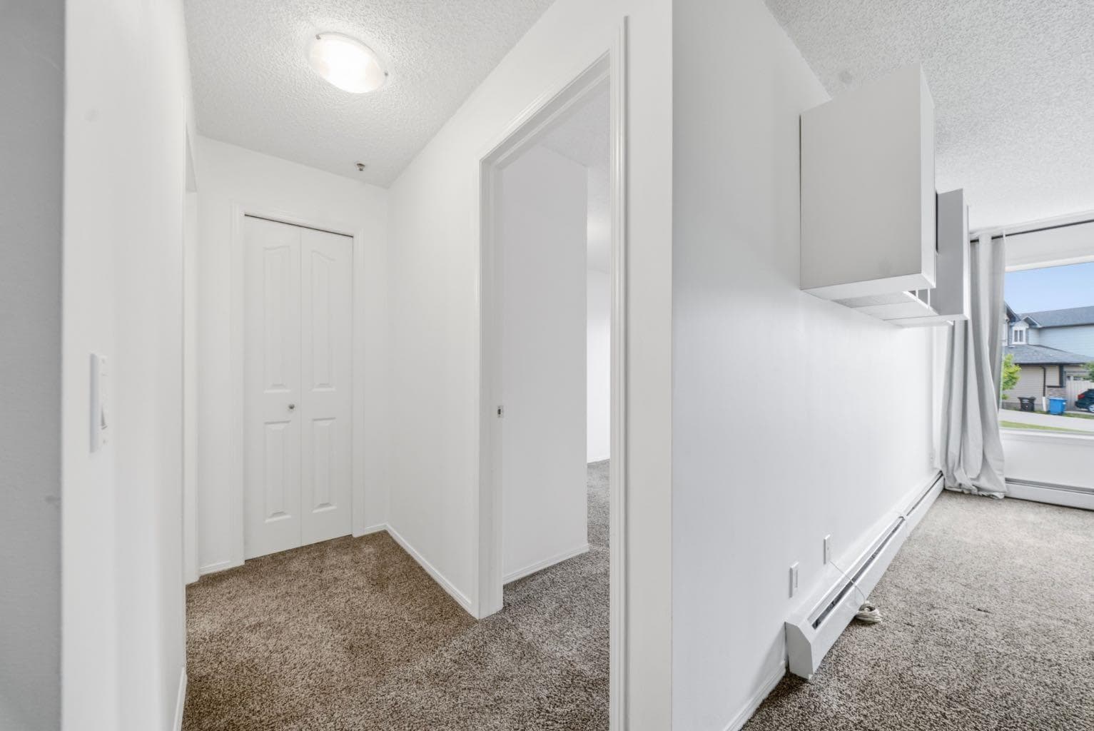 208, 3208 Valleyview Park SE